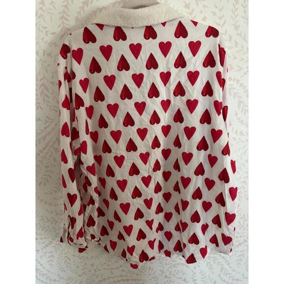Victoria's Secret Heart Print Button-Up Sherpa Lined PJ Set - Picture 4 of 8